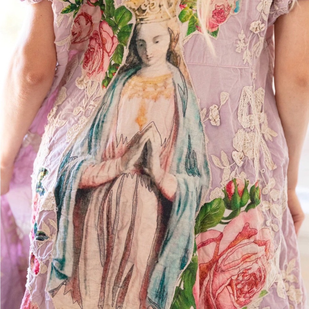 Magnolia Pearl Roan Irish Lilac Floral Embroidered Dress - Picture 9 of 11